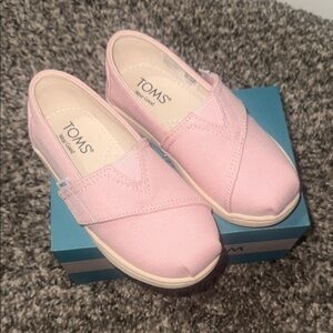 TOMS Kids Pink Canvas Slippers